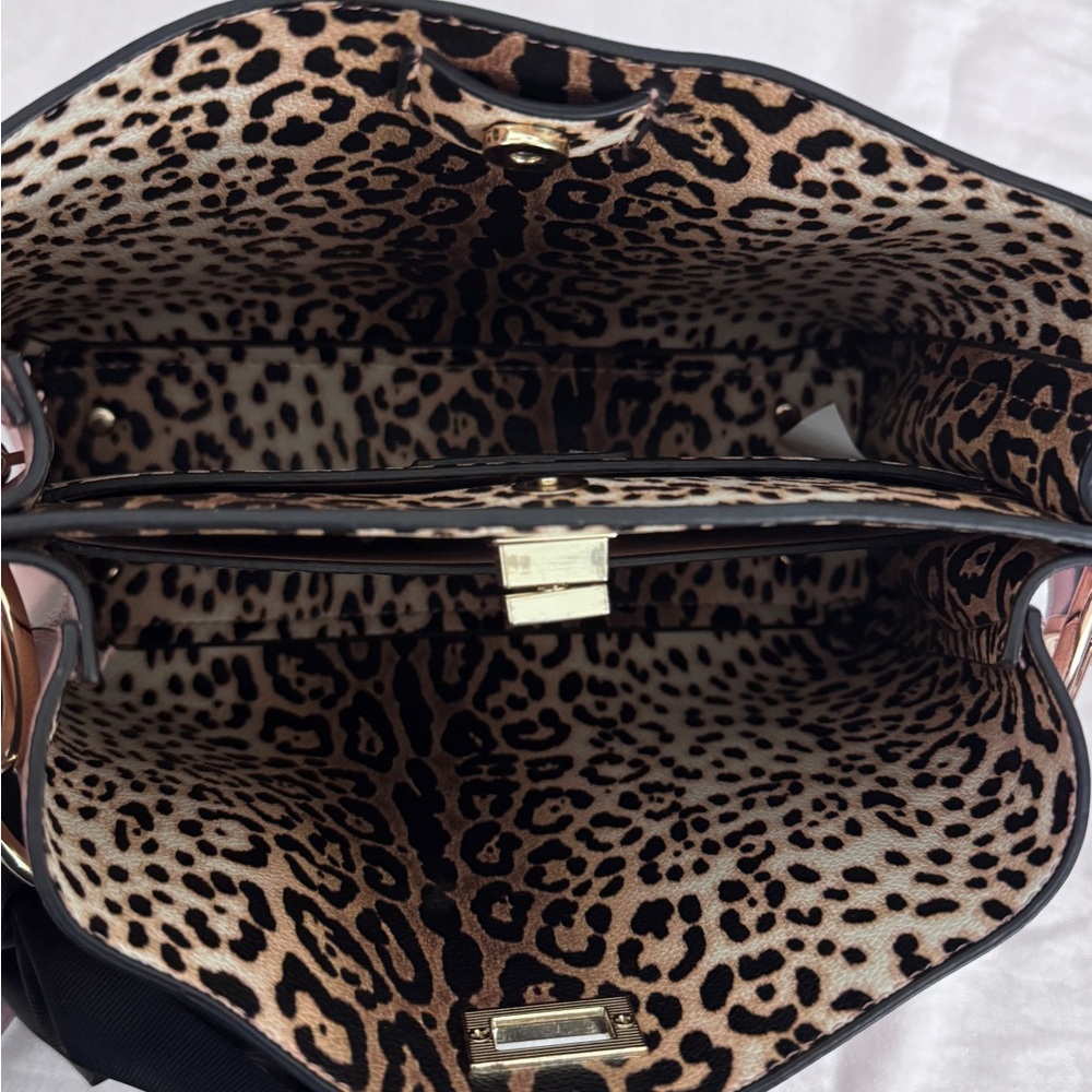 Betsey Johnson Crossbody with black bow and gold charms - Picture 6 of 9
